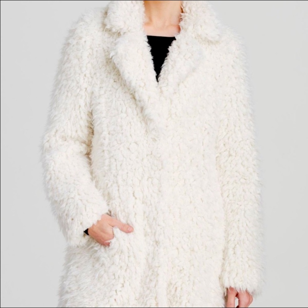 GUESS soft white teddy coat